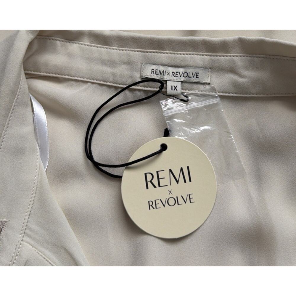 NWT REMI X REVOLVE Shirt Womens 1X Bone Off White Button Up Relaxed Oversized - Picture 4 of 11